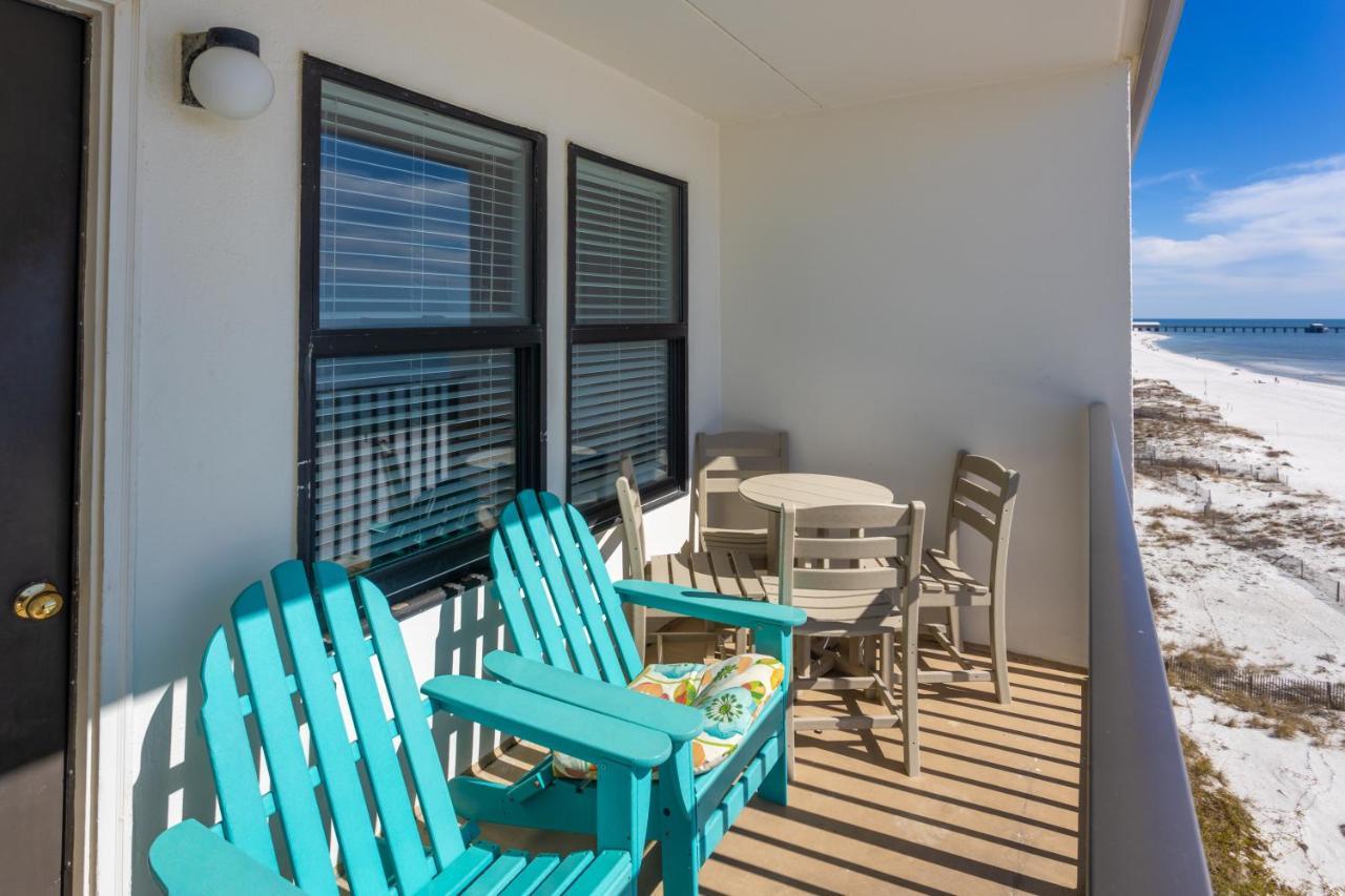 Island Sunrise Apartment