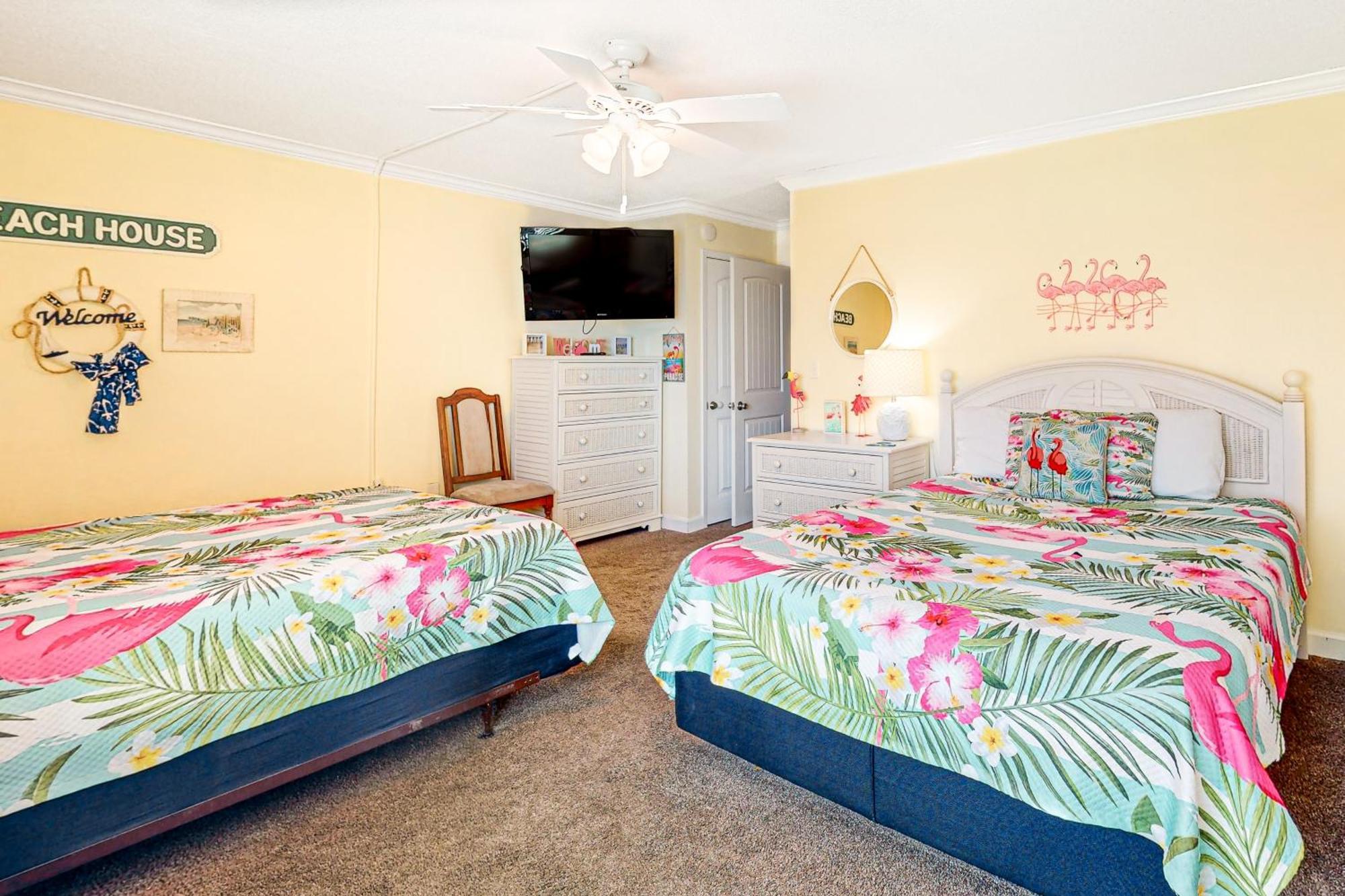 Island Sunrise Apartment